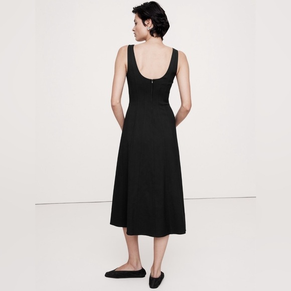 NWT! Banana Republic Black Crepe Scoop-Neck Midi Dress - Multiple Sizes - Picture 2 of 7